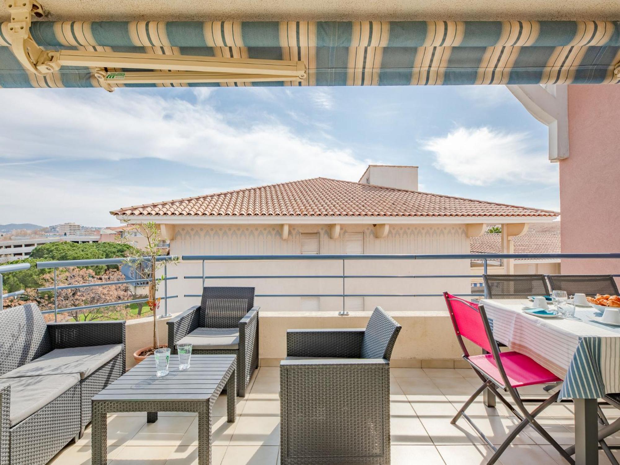 Apartment Royal Marine-2 By Interhome Frejus Exterior photo